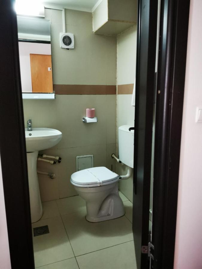 Focşani Hotel Unirea מראה חיצוני תמונה