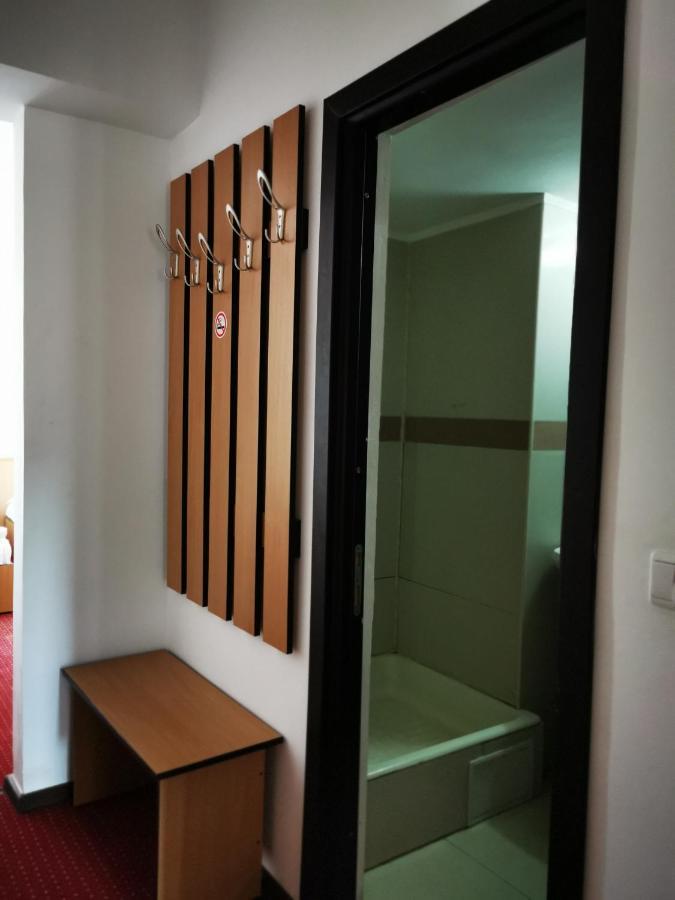 Focşani Hotel Unirea מראה חיצוני תמונה
