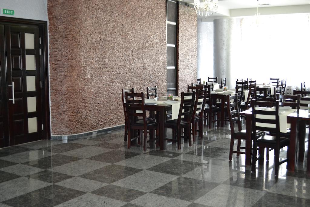 Focşani Hotel Unirea מראה חיצוני תמונה